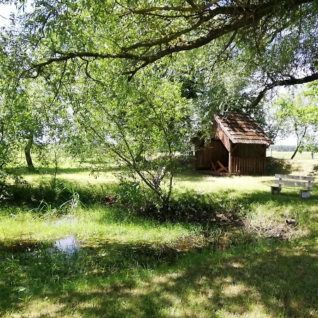 Ubytovani Se Zviratky فيلة