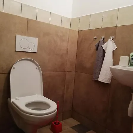 فيلة Ubytovani Se Zviratky