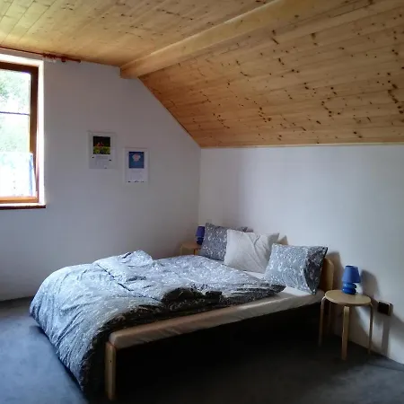 Ubytovani Se Zviratky فيلة Jílovice